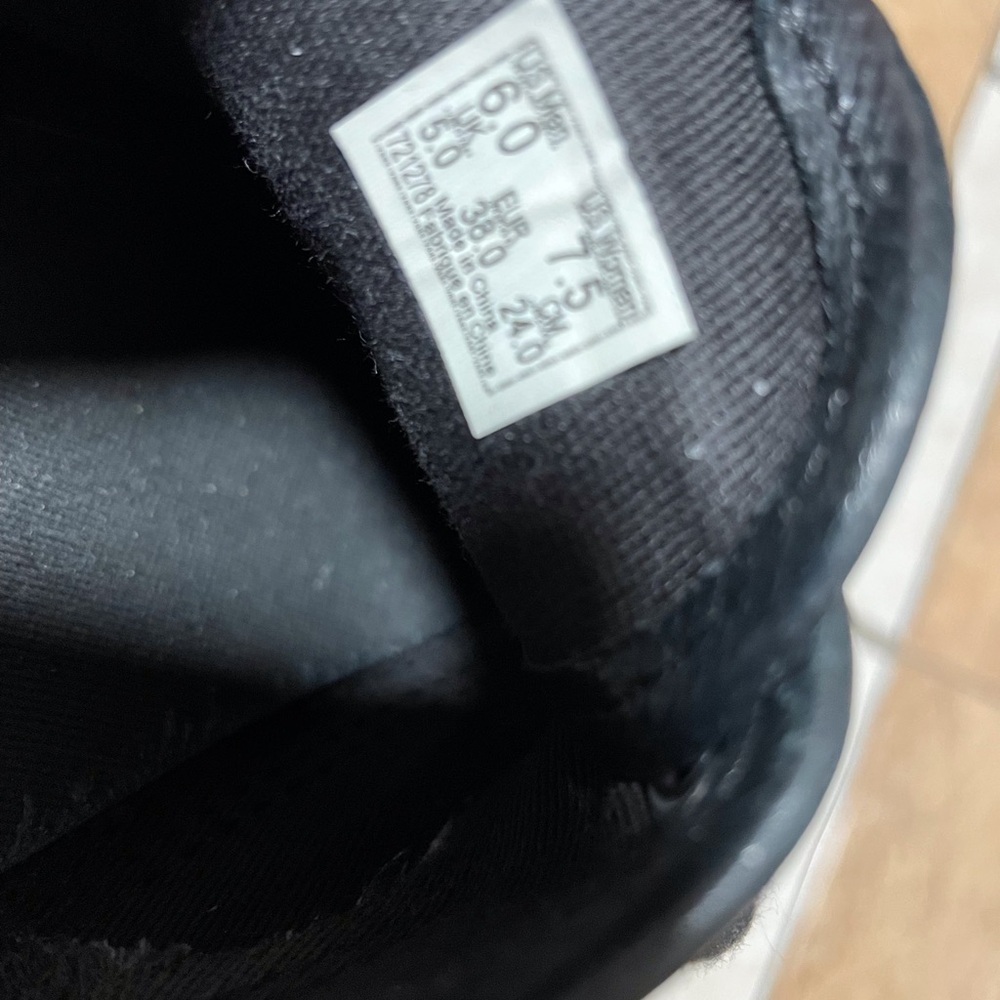 Vans Black Marble Print Low-Top Sneakers with Bead & Charm Accents - Picture 4 of 4